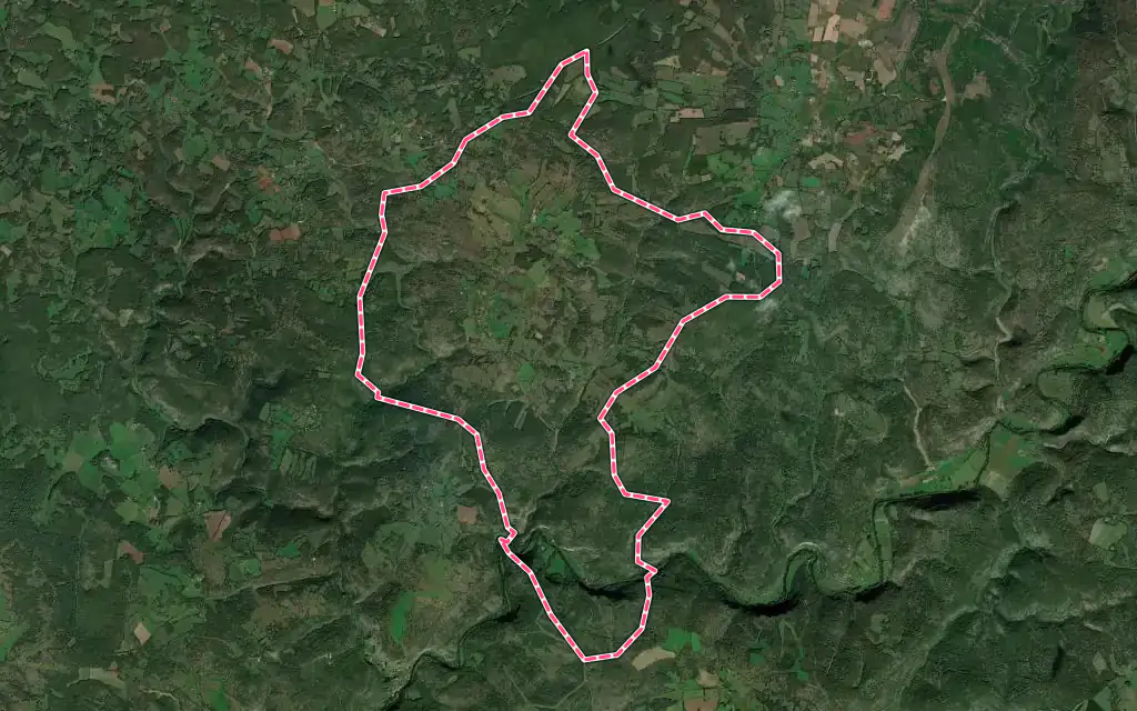 Vue satellite de Orniac avec ses contours administratifs