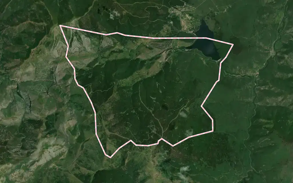 Vista satélite de Ortigosa de Cameros con su contorno administrativo