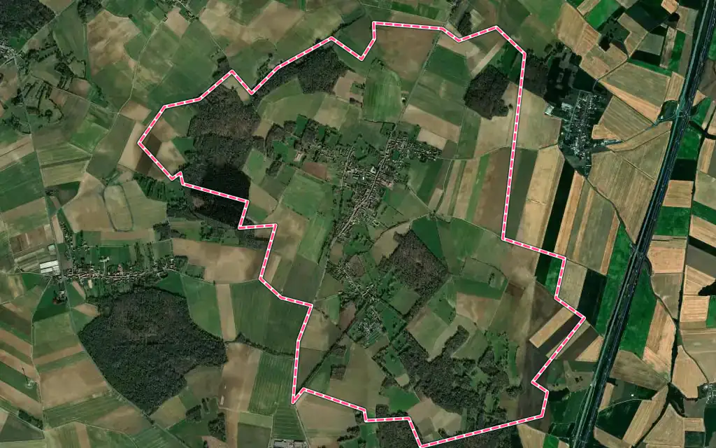 Vue satellite de Orvillers-Sorel avec ses contours administratifs
