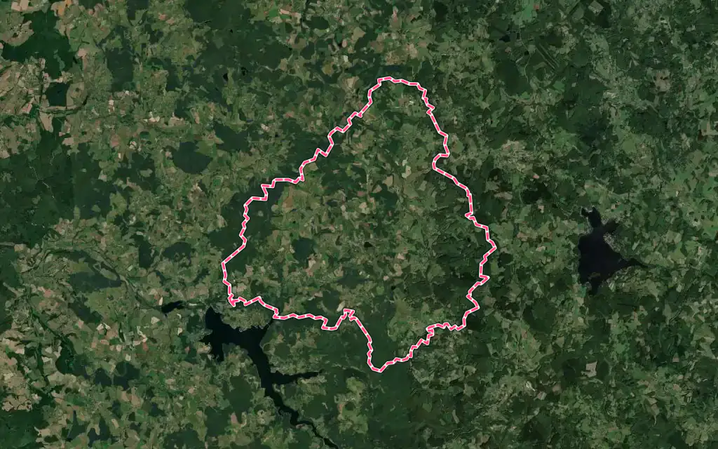 Vue satellite de Ouroux-en-Morvan avec ses contours administratifs