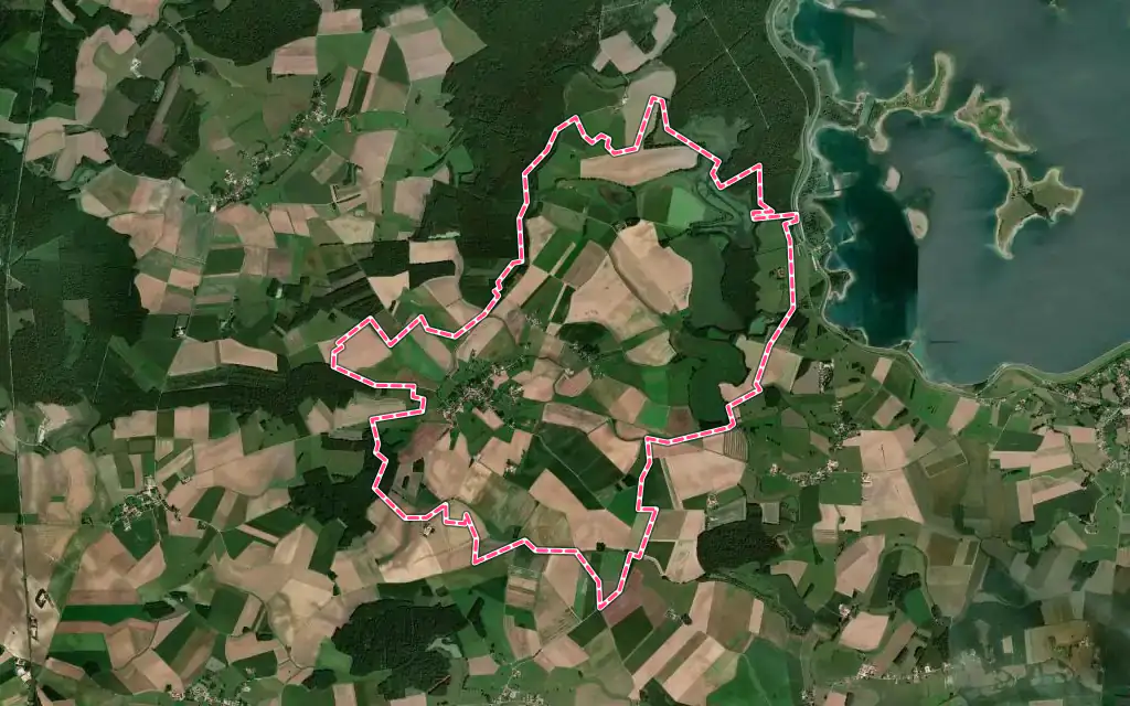 Vue satellite de Outines avec ses contours administratifs