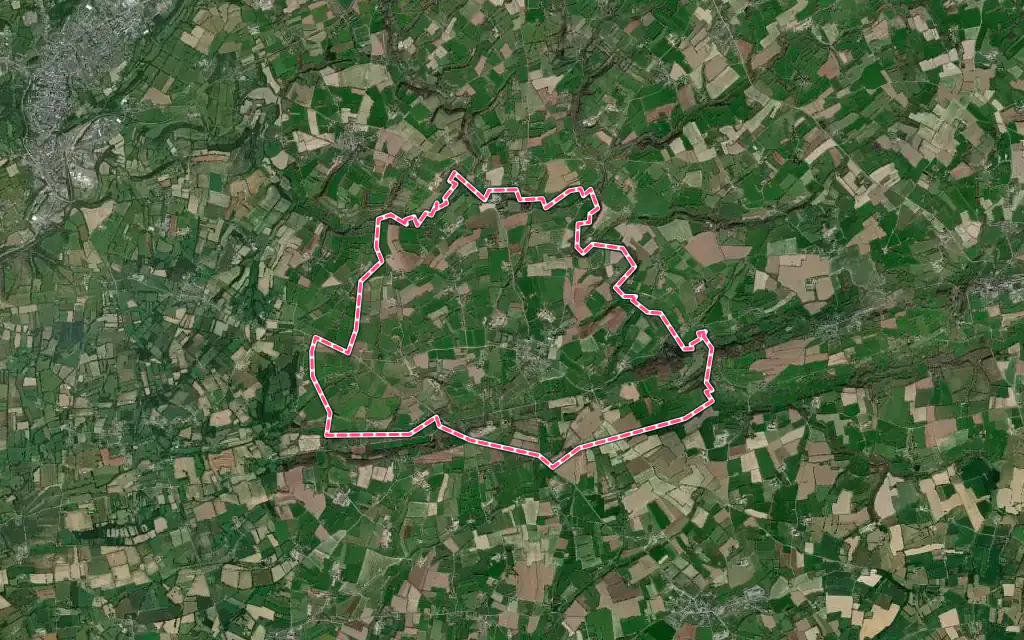 Vue satellite de Ouville avec ses contours administratifs