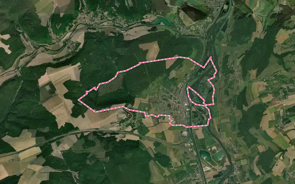 Vue satellite de Pagny-sur-Moselle avec ses contours administratifs