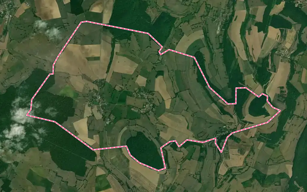Vue satellite de Painblanc avec ses contours administratifs