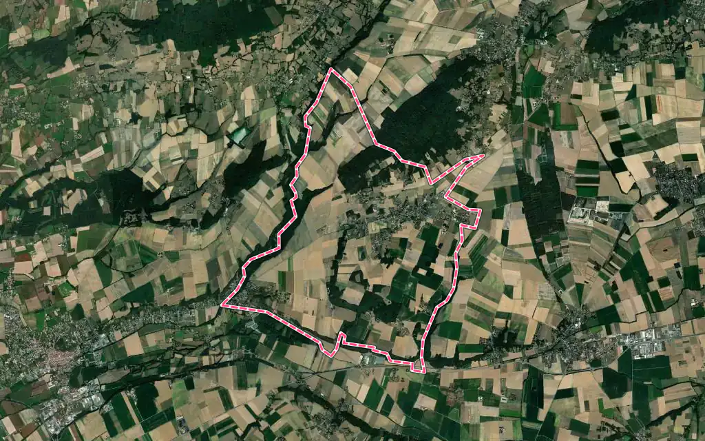Vue satellite de Pajay avec ses contours administratifs