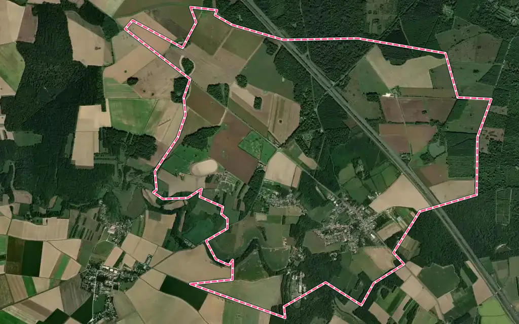 Vue satellite de Pamfou avec ses contours administratifs