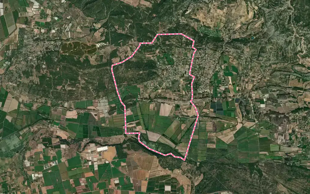 Vue satellite de Paradou avec ses contours administratifs