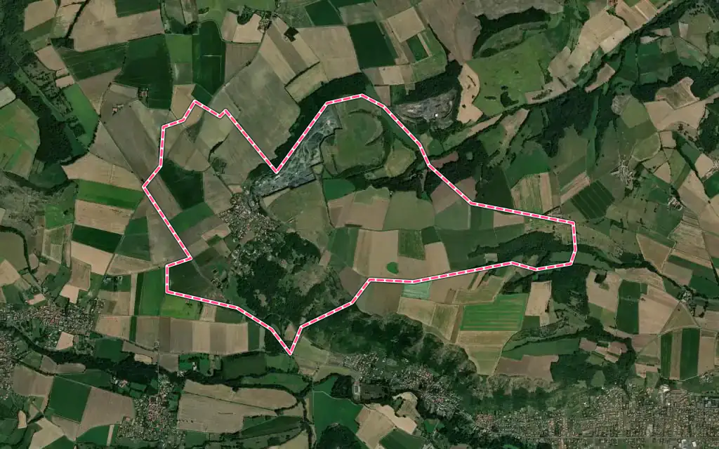 Vue satellite de Pardines avec ses contours administratifs