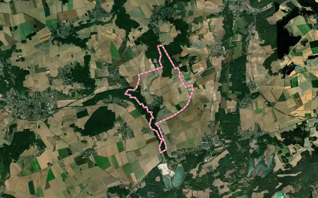 Vue satellite de Paroy avec ses contours administratifs