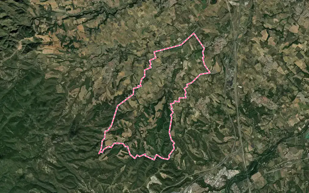 Vue satellite de Passa avec ses contours administratifs