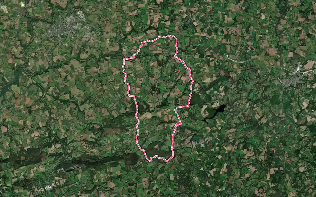 Vue satellite de Paule avec ses contours administratifs