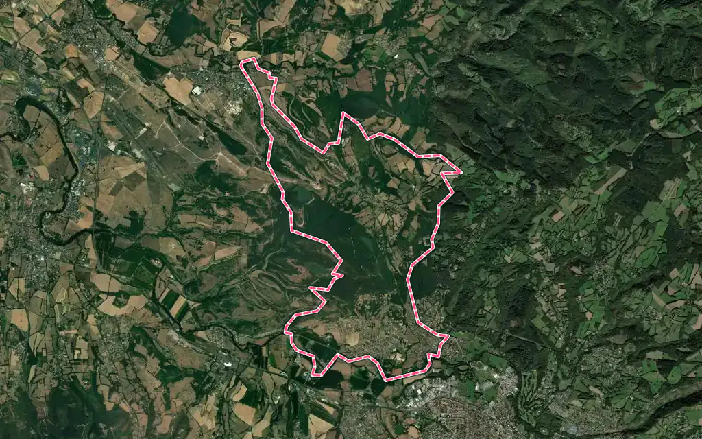 Vue satellite de Payrin-Augmontel avec ses contours administratifs