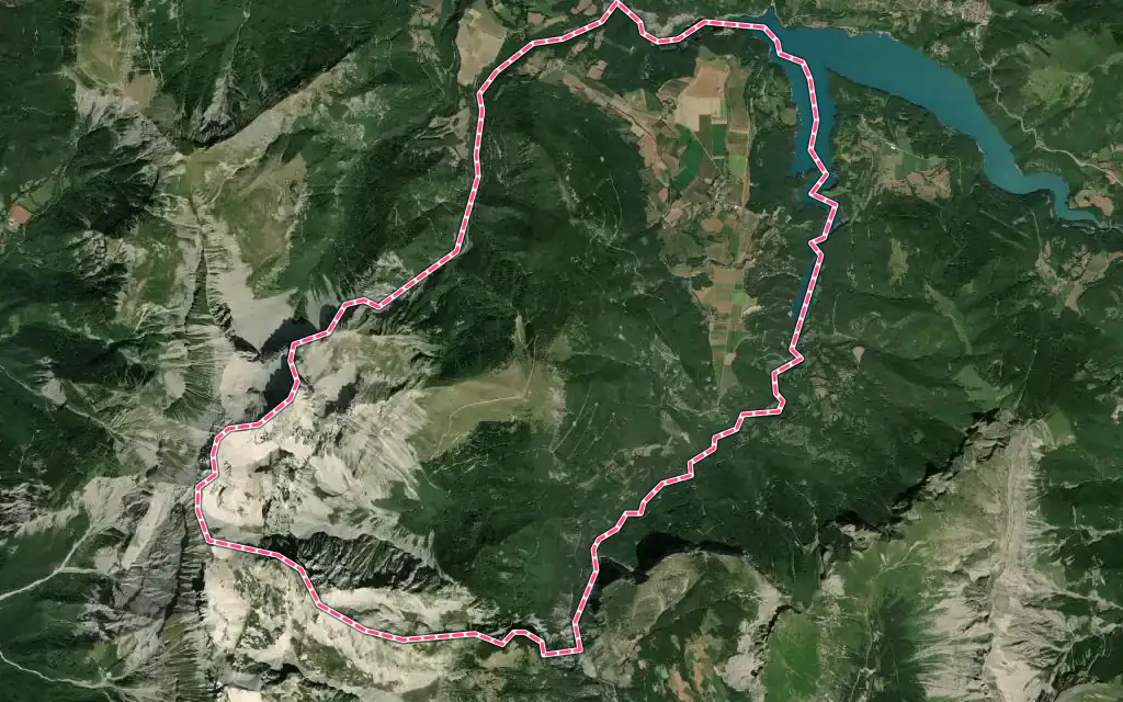 Vue satellite de Pellafol avec ses contours administratifs