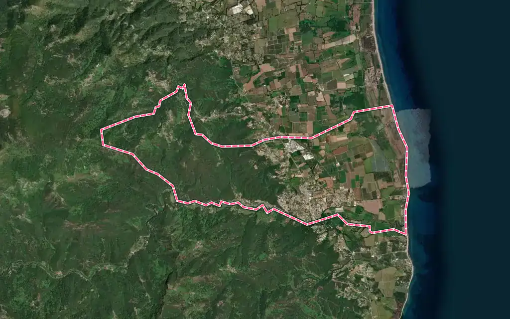 Vue satellite de Penta-di-Casinca avec ses contours administratifs