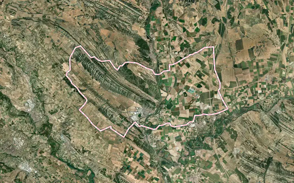 Vista satélite de Peralta / Azkoien con su contorno administrativo