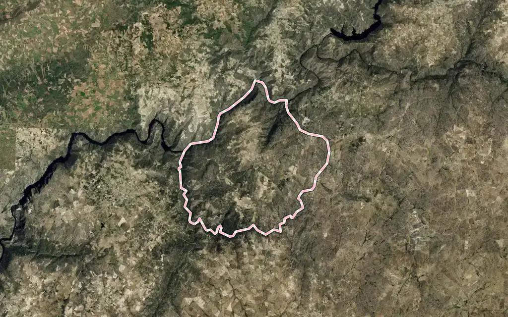 Vista satélite de Pereña de la Ribera con su contorno administrativo