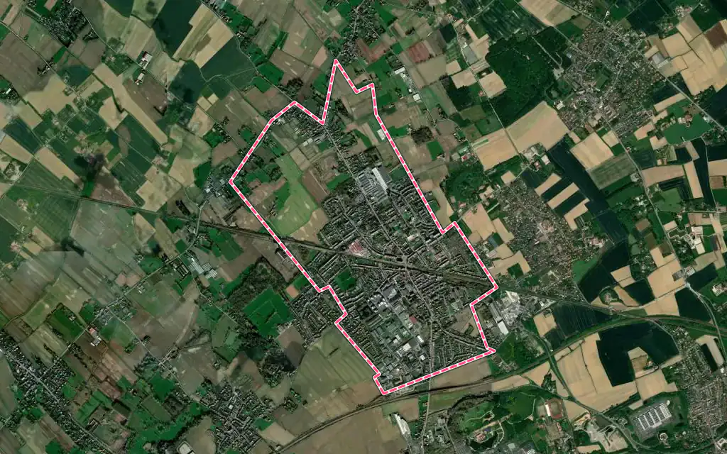Vue satellite de Pérenchies avec ses contours administratifs