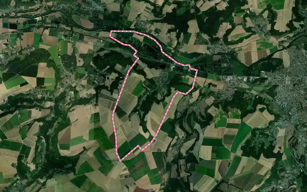 Vue satellite de Pernant avec ses contours administratifs