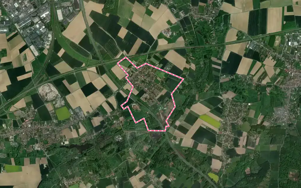 Vue satellite de Péronne-en-Mélantois avec ses contours administratifs