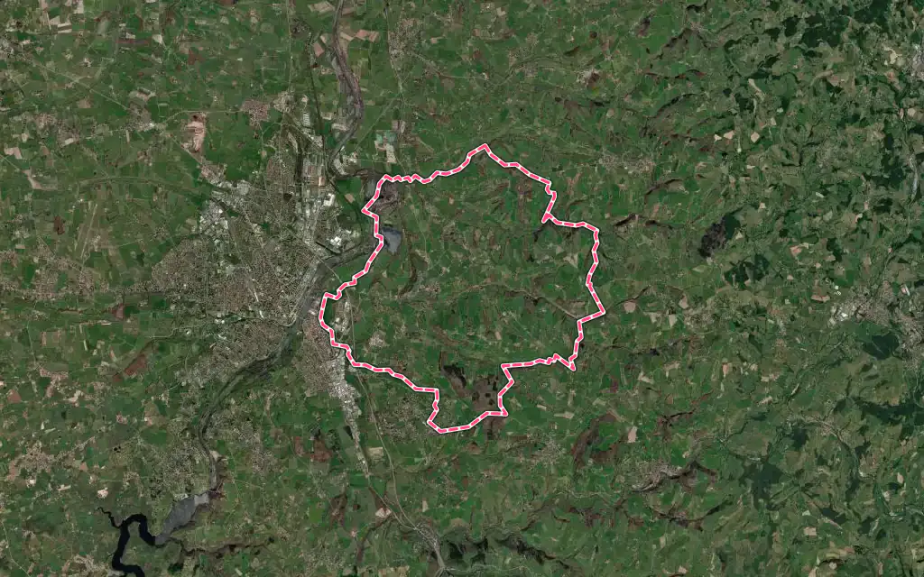 Vue satellite de Perreux avec ses contours administratifs