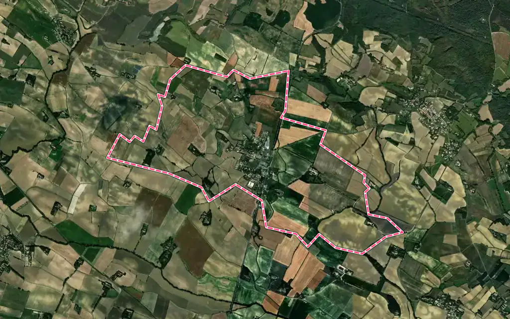 Vue satellite de Peyrens avec ses contours administratifs