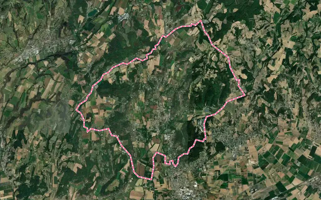 Vue satellite de Peyrins avec ses contours administratifs