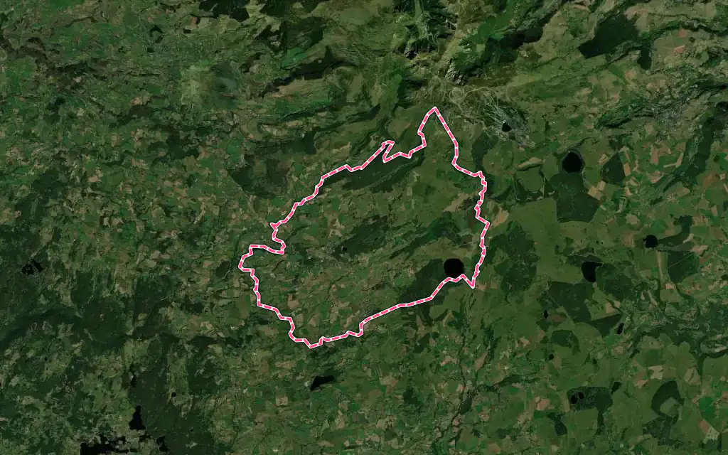 Vue satellite de Picherande avec ses contours administratifs