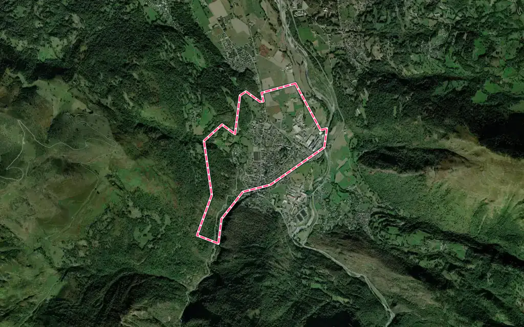 Vue satellite de Pierrefitte-Nestalas avec ses contours administratifs