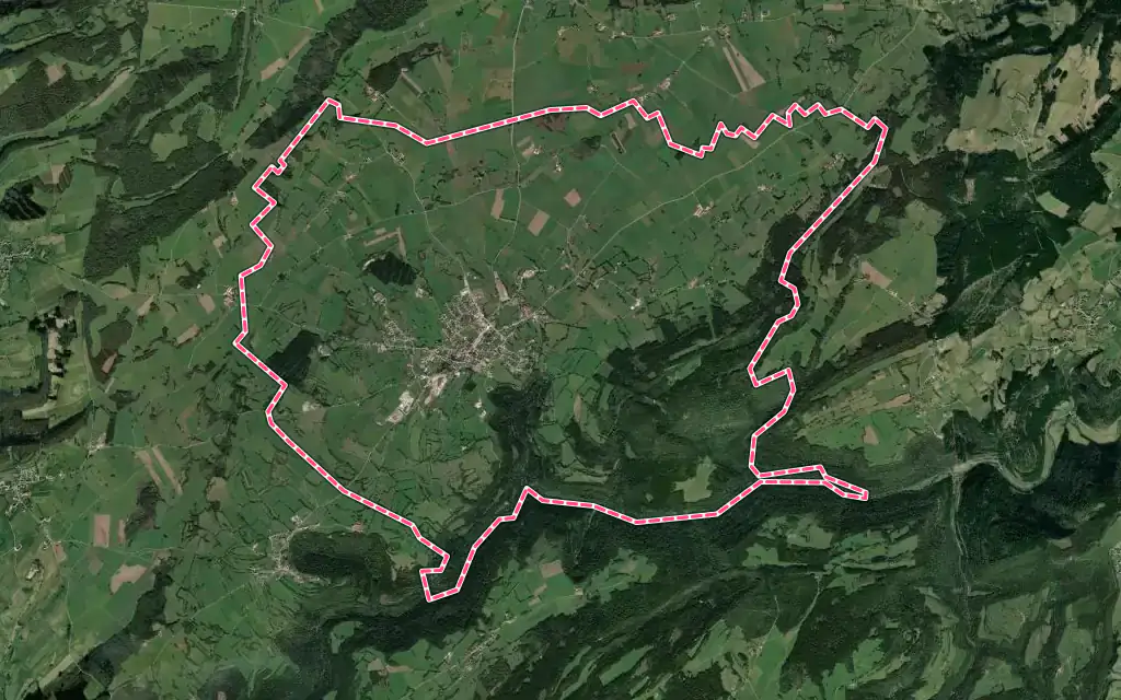 Vue satellite de Pierrefontaine-les-Varans avec ses contours administratifs