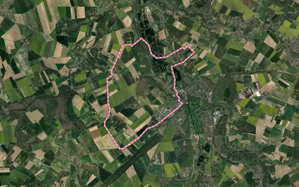 Vue satellite de Pierres avec ses contours administratifs