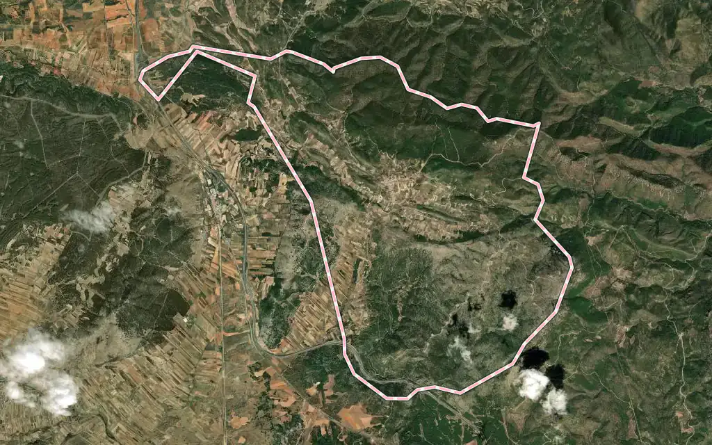 Vista satélite de Pina de Montalgrao con su contorno administrativo