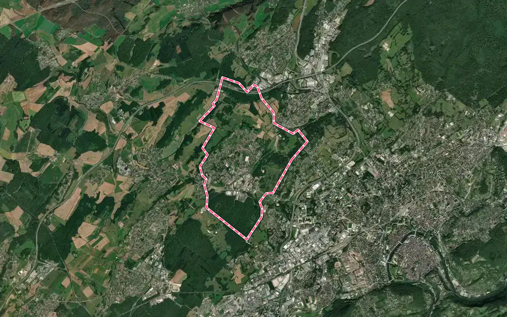 Vue satellite de Pirey avec ses contours administratifs