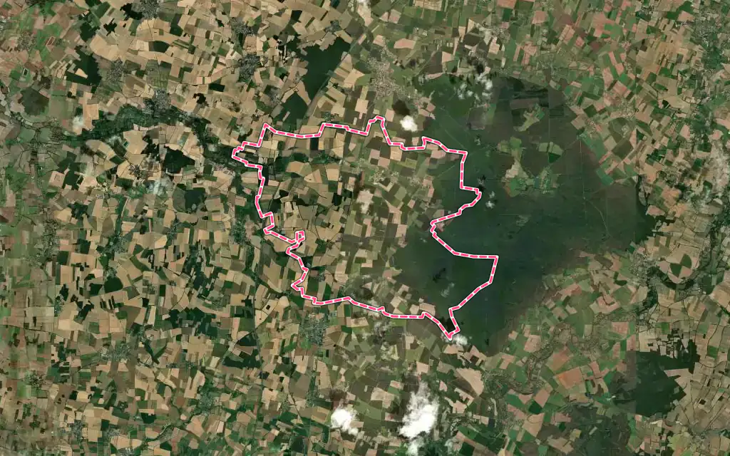 Vue satellite de Plaine-d'Argenson avec ses contours administratifs