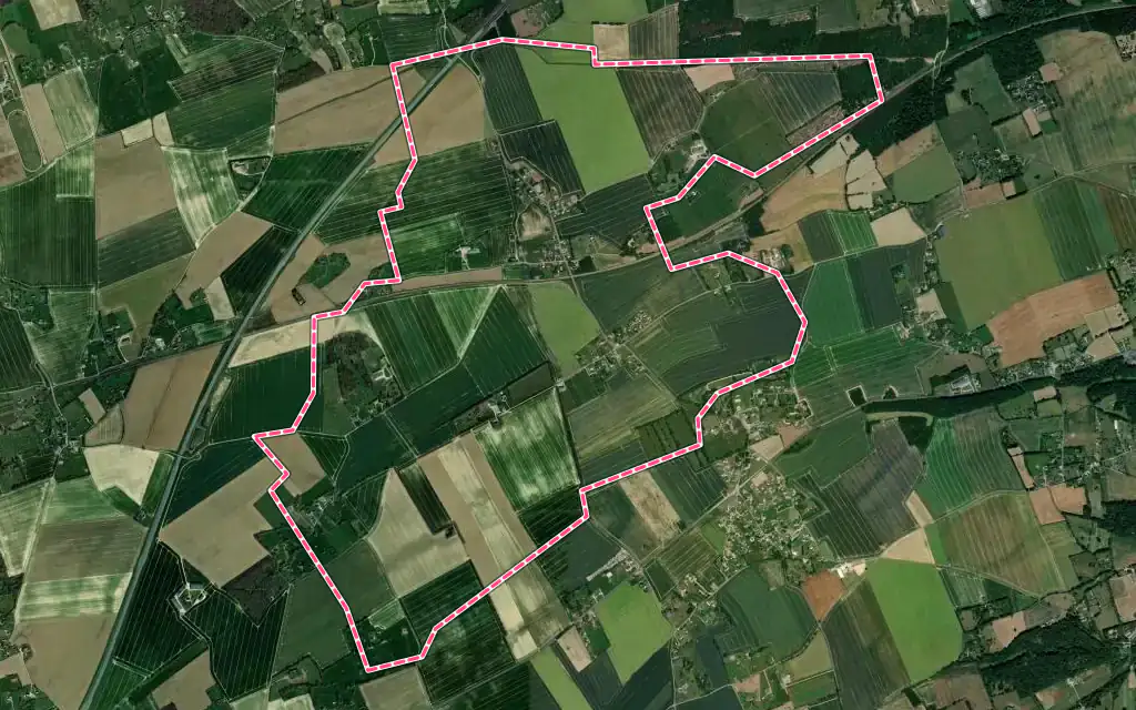 Vue satellite de Plainville avec ses contours administratifs