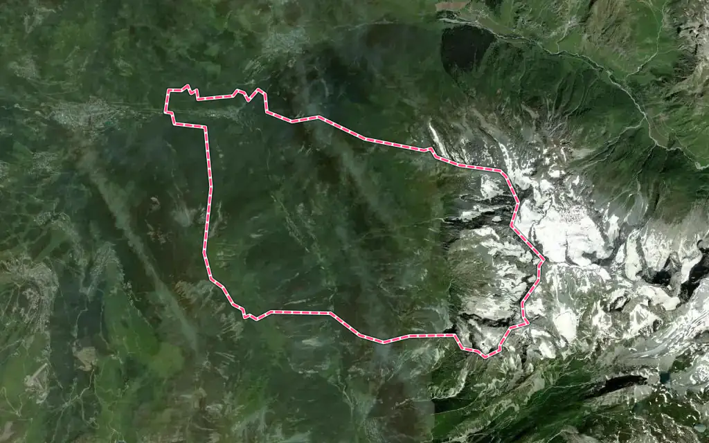 Vue satellite de Planay avec ses contours administratifs