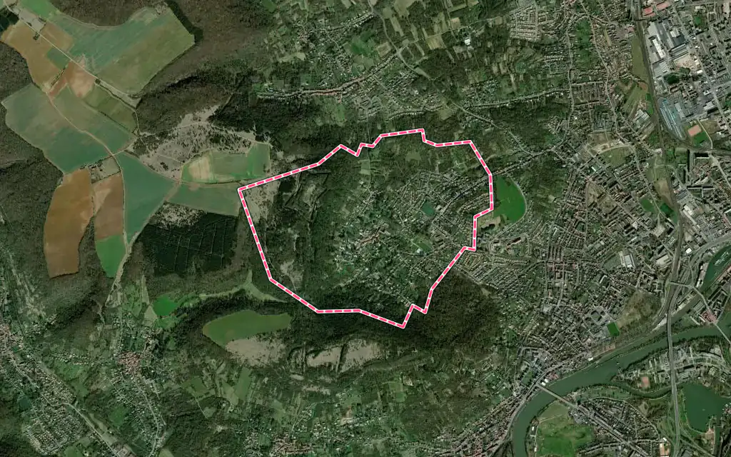 Vue satellite de Plappeville avec ses contours administratifs
