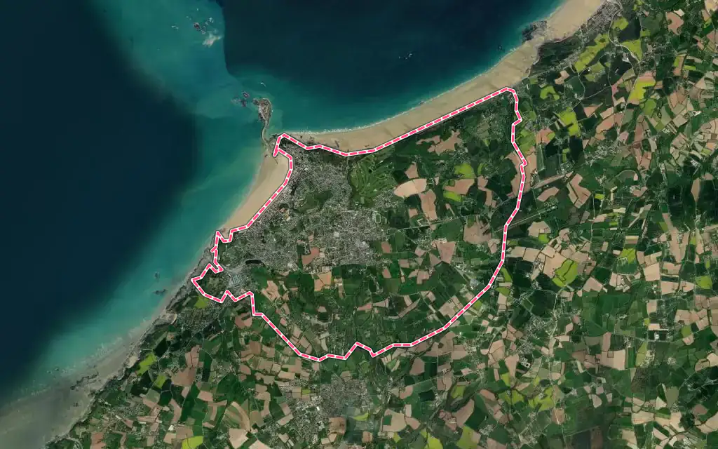 Vue satellite de Pléneuf-Val-André avec ses contours administratifs