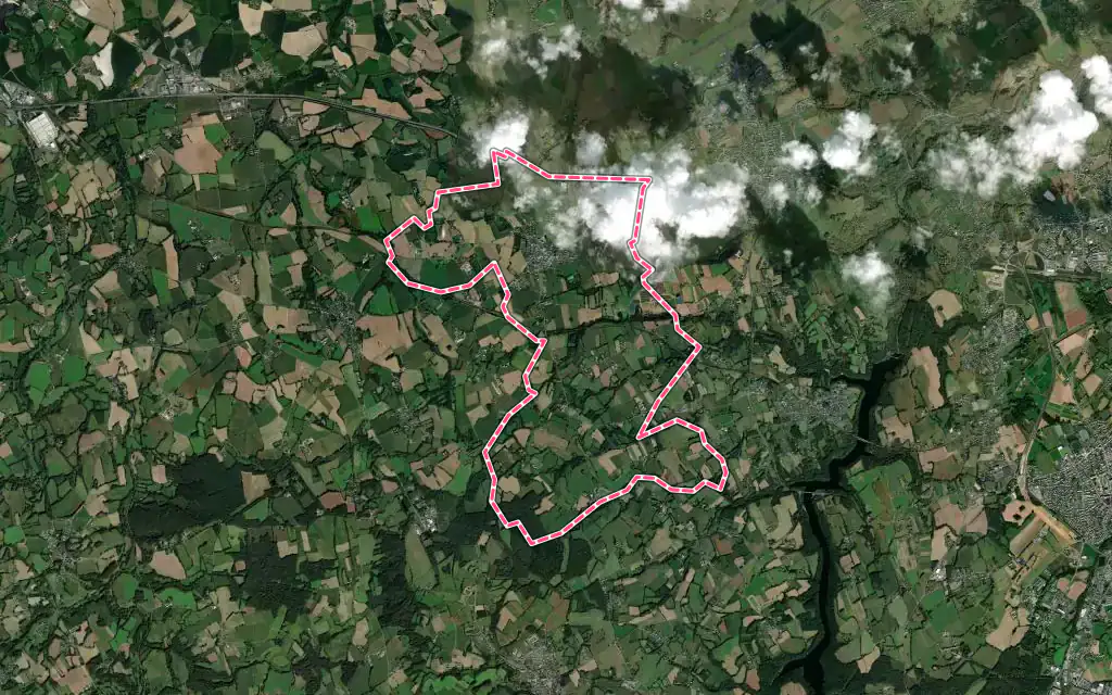Vue satellite de Plerneuf avec ses contours administratifs