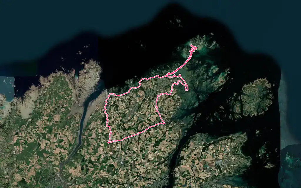 Vue satellite de Pleubian avec ses contours administratifs