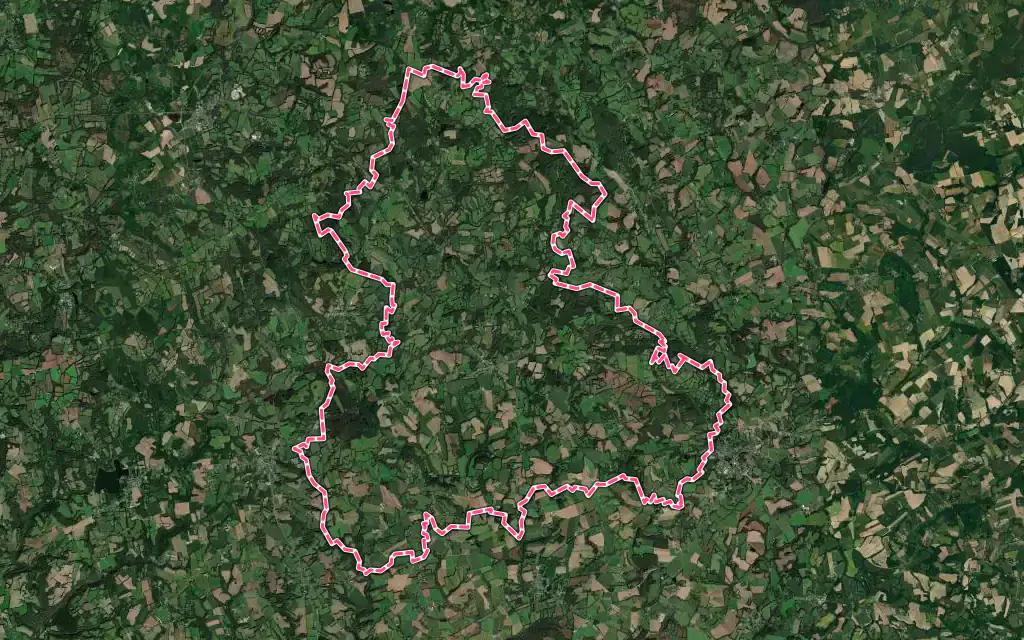 Vue satellite de Ploërdut avec ses contours administratifs