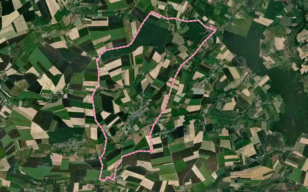 Vue satellite de Plomion avec ses contours administratifs