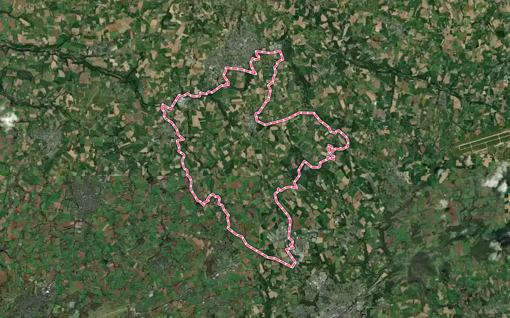 Vue satellite de Ploudaniel avec ses contours administratifs