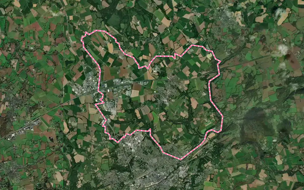 Vue satellite de Plouédern avec ses contours administratifs