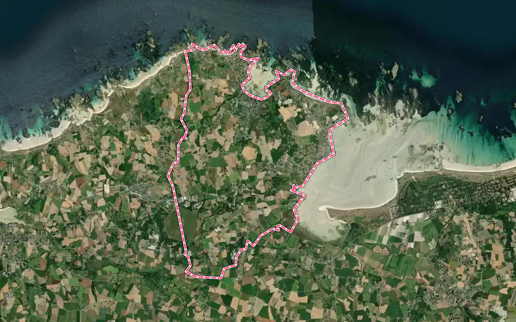 Vue satellite de Plounéour-Brignogan-plages avec ses contours administratifs