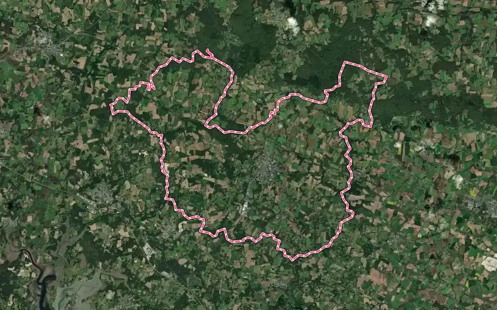 Vue satellite de Pluvigner avec ses contours administratifs