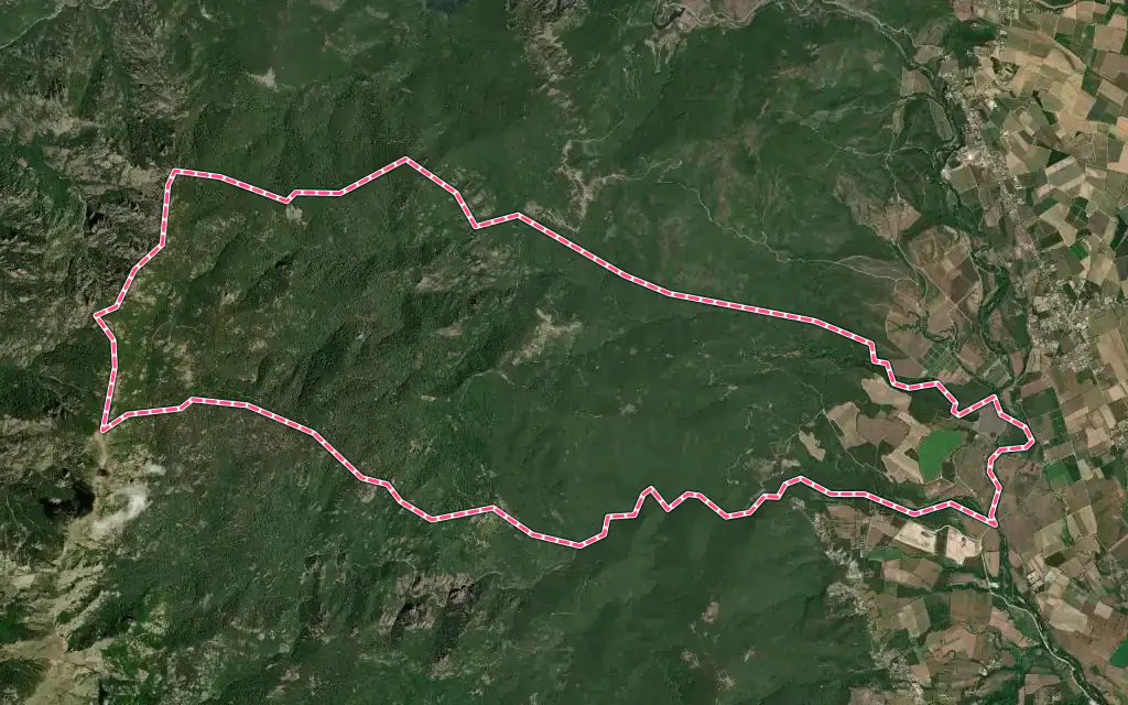Vue satellite de Poggio-di-Nazza avec ses contours administratifs