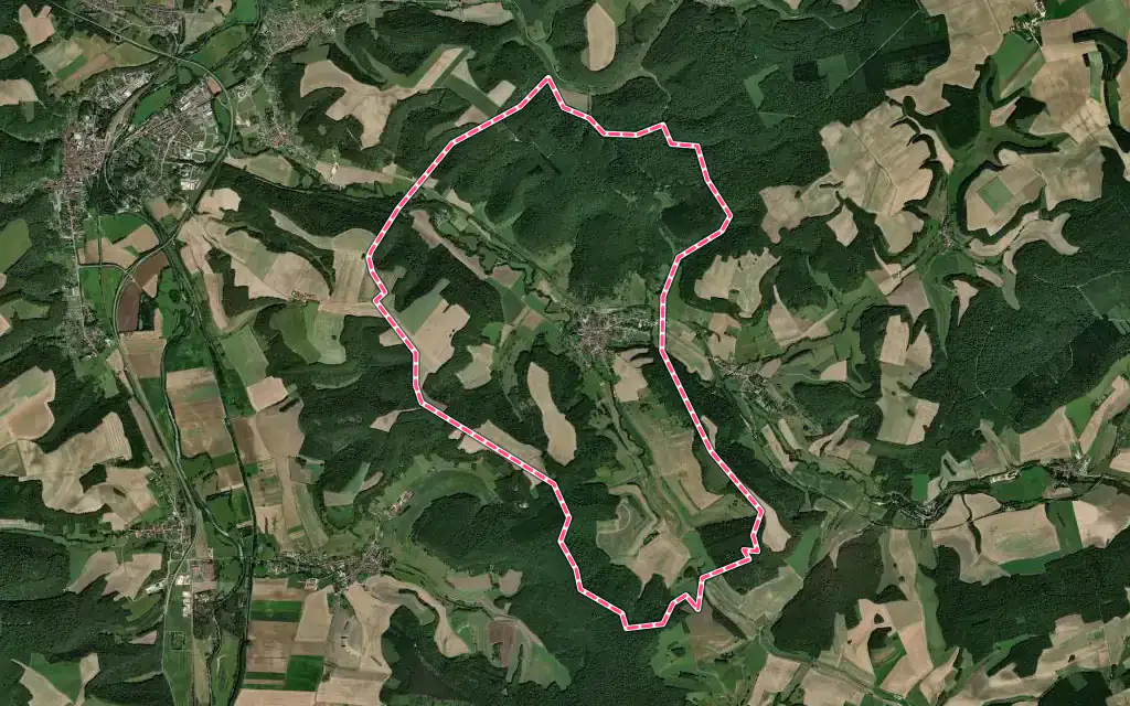 Vue satellite de Poissons avec ses contours administratifs