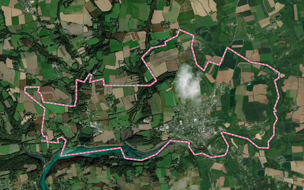 Vue satellite de Pont-Croix avec ses contours administratifs