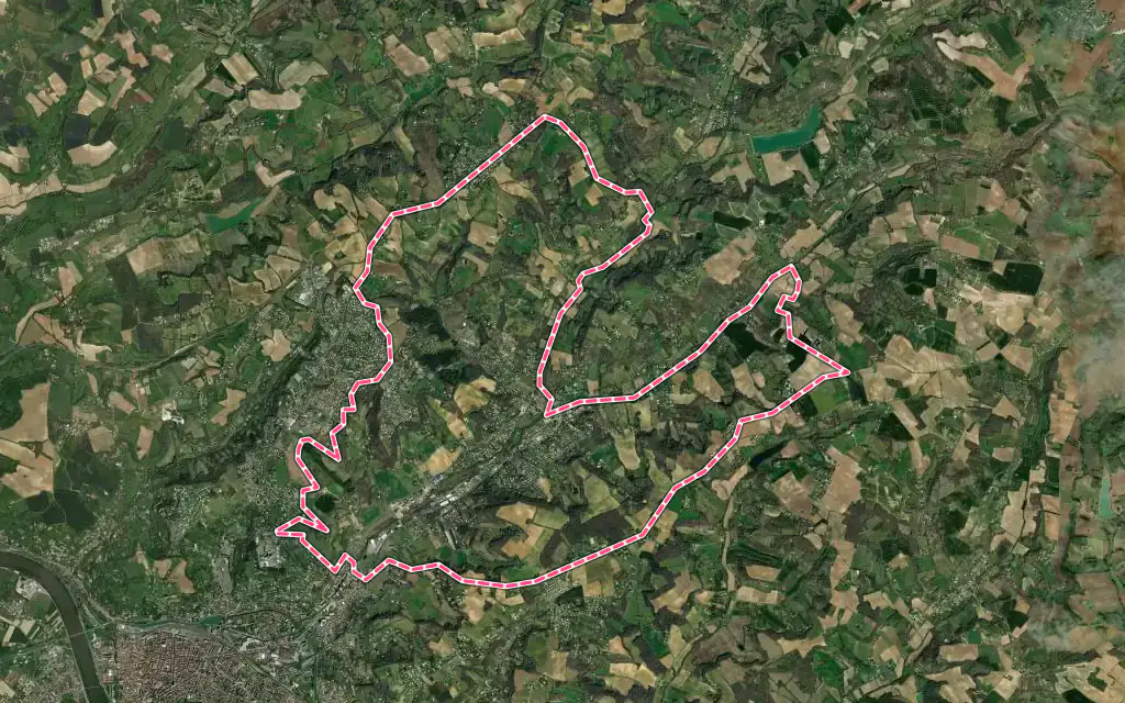 Vue satellite de Pont-du-Casse avec ses contours administratifs