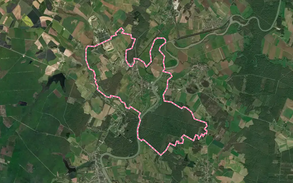 Vue satellite de Pontailler-sur-Saône avec ses contours administratifs